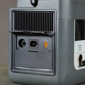 Портативная электростанция FUBAG AS 2400i (аккумулятор LiFePO4) в Оренбурге фото